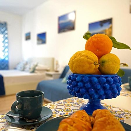 Piazza Lauro Suites Sorrento Exteriör bild