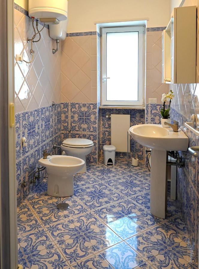 Piazza Lauro Suites Sorrento Exteriör bild